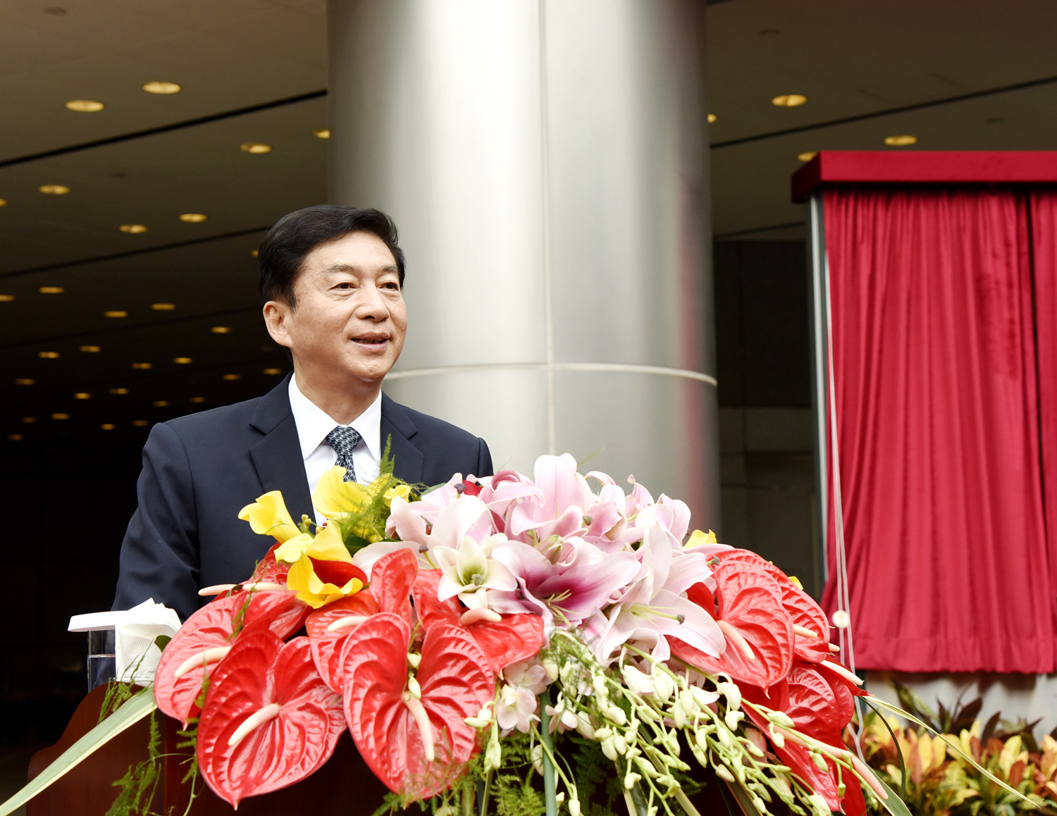 骆惠宁:今天的香港 已经告别国家安全＂不设防＂