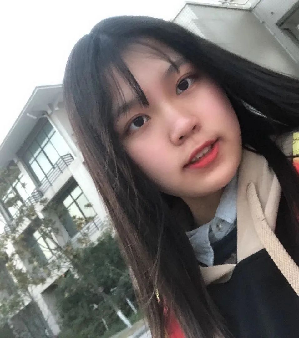 今年华东师范大学0001号录取通知书已发出,寄往湖北!
