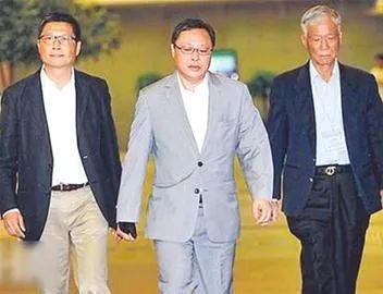 “乱港头目”黎智英被捕!25箱证物之下,他必将被钉在历史的耻辱柱上!