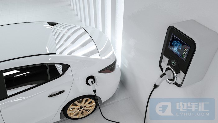 中汽协：7月新能源汽车销售9.8万辆 环比下降5.5%