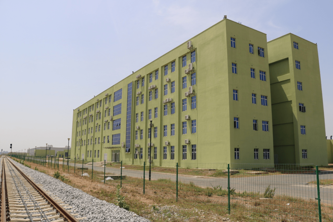 方舱医院是什么时候开始建的 9bad-ixreehp2566018.png