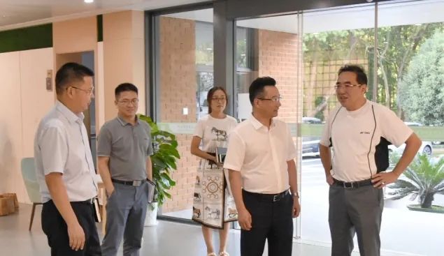 躬身笃行,问计院士|朱达赴宁大植物病毒学研究所调研