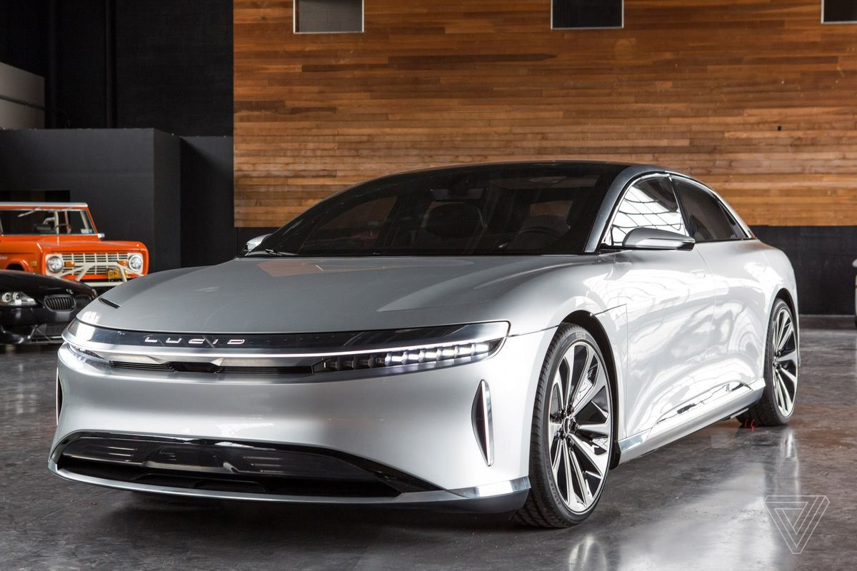 Lucid Air 宣称是 “有史以来充电最快的电动汽车”：充电 20 分钟行驶 480 公里