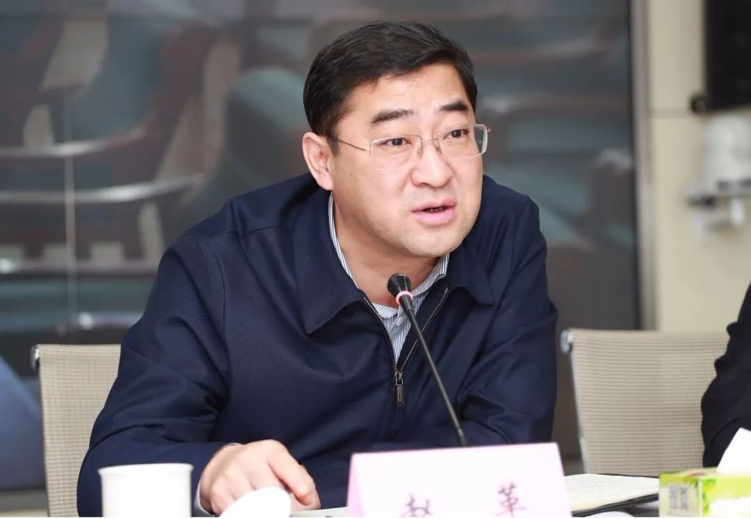 跨省任市长8个月后 他成全省最年轻市委书记