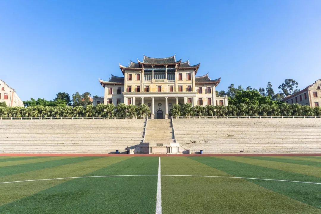被央视点赞!厦大教授的这篇入学致辞值得一看:你可以在大学遇见什么?