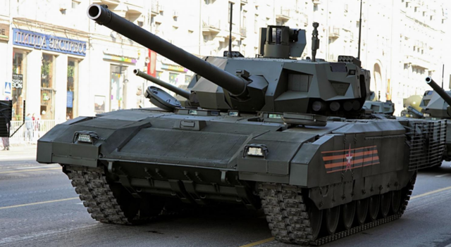 感受到敌人压力？俄T-14“阿玛塔”坦克要升级152毫米主炮