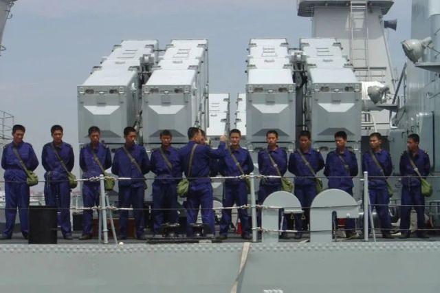 再见湛江舰,再见珠海舰 中国海军一天退役两艘驱逐舰