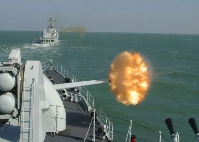再见湛江舰,再见珠海舰 中国海军一天退役两艘驱逐舰