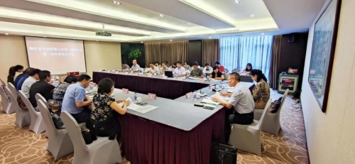 争做工作有力度、干事有热度、服务有温度的职工“娘家人”!