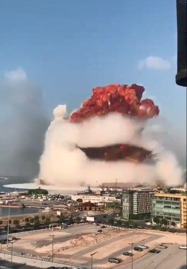 爆炸现场