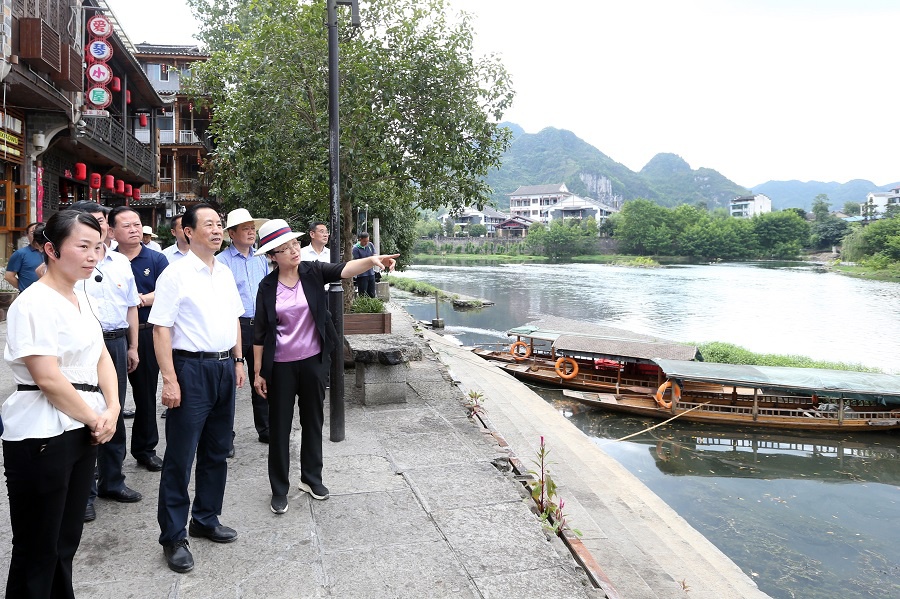 许达哲赴张家界、湘西州调研时强调:提高全面小康成色