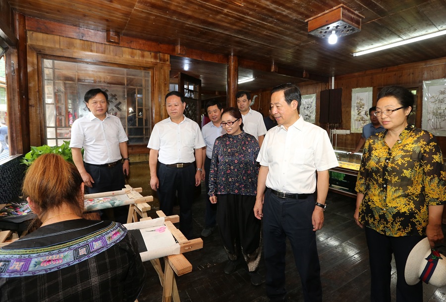 许达哲赴张家界、湘西州调研时强调:提高全面小康成色