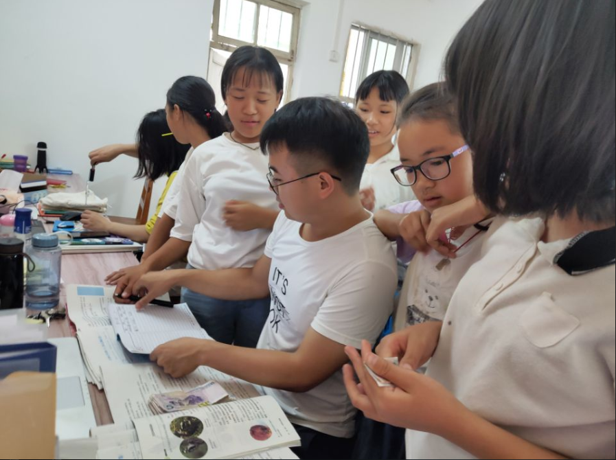 9张荣誉证书,这个西部研究生支教团不一般!