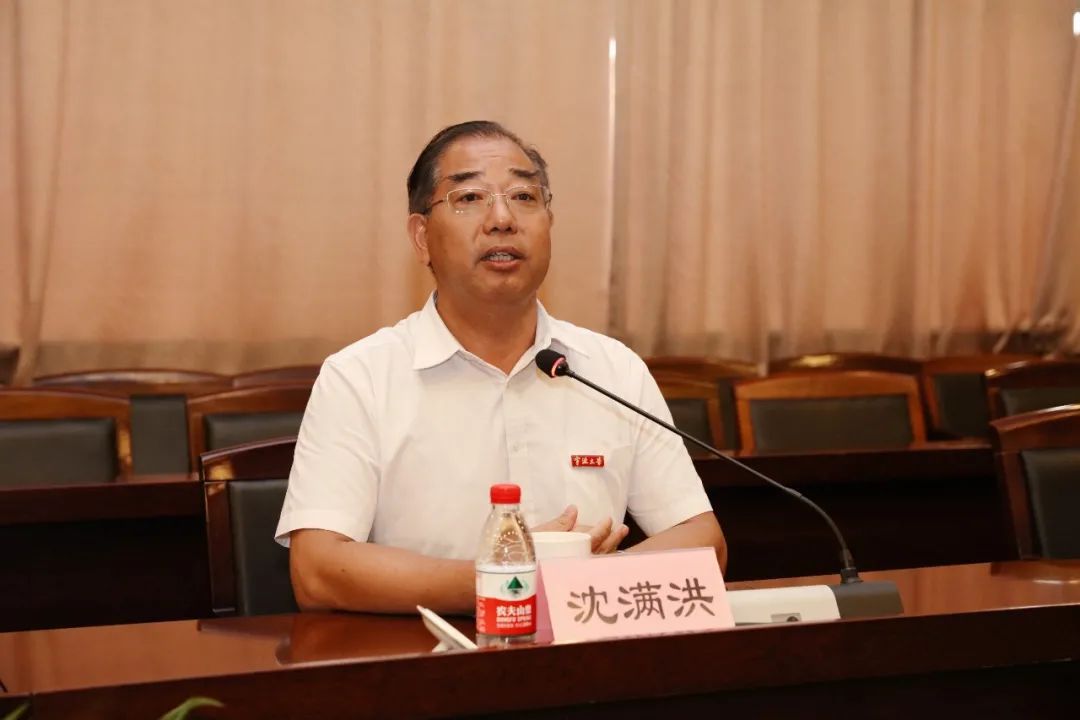 谋发展 · 话未来 | 宁波大学举行新老班子交流会