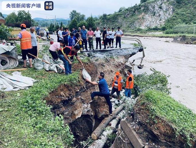 陕西商洛持续中到大雨!国道242水毁严重