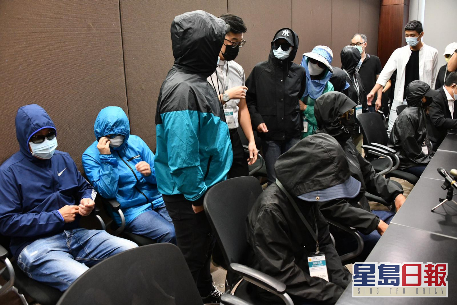 在深圳制贩毒4名香港人被捕_新闻中心_新浪网