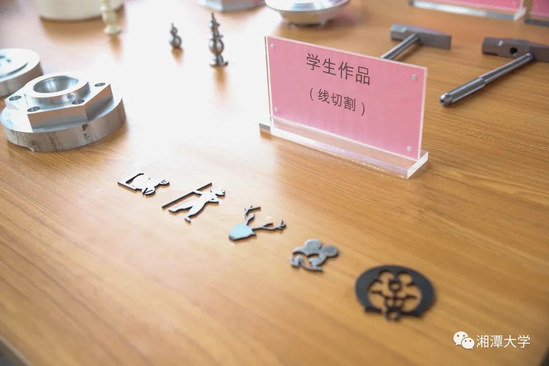 智能机器人、激光加工、3D打印……工程训练中心超乎你的想象!