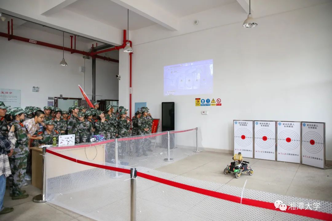 智能机器人、激光加工、3D打印……工程训练中心超乎你的想象!