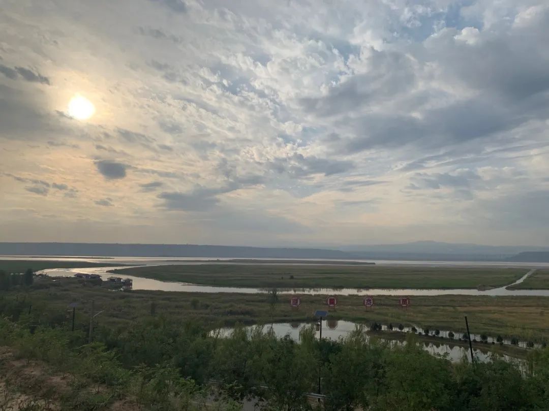 万荣县有多少人口_万荣县有文冠果(2)