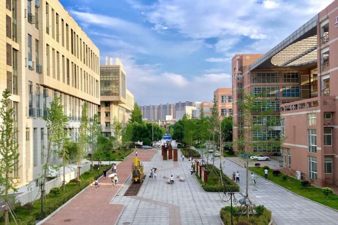 咦?听说湖工大校园景观“碰瓷”这些名画