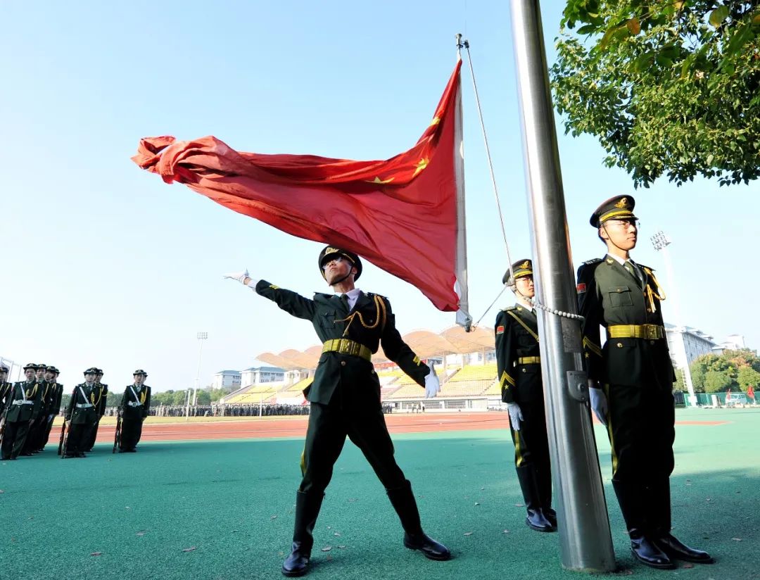鲜花献英雄 | 东南大学举行2020年“烈士纪念日”主题教育活动
