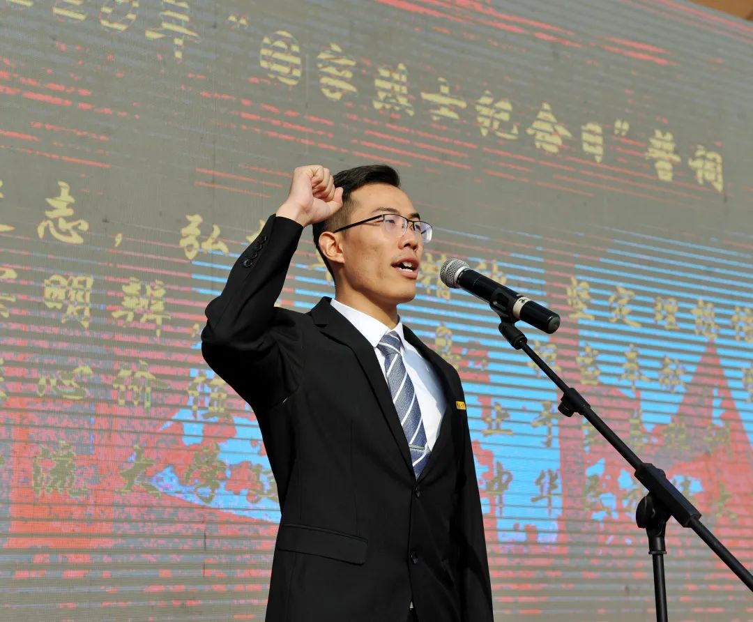 鲜花献英雄 | 东南大学举行2020年“烈士纪念日”主题教育活动