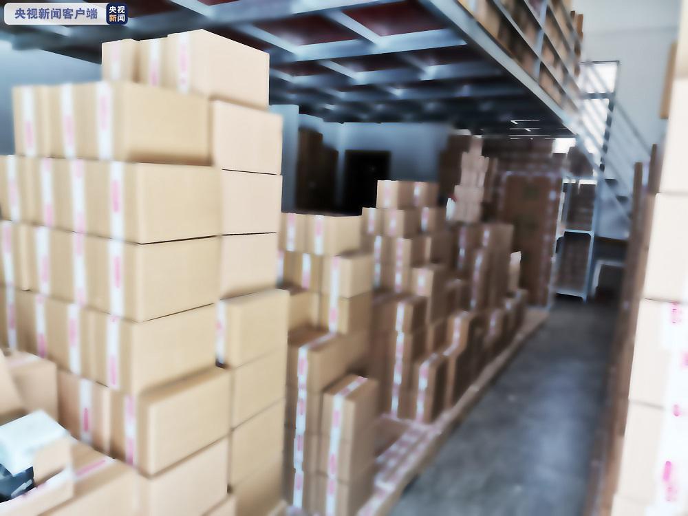 广东:未消毒卫生巾冒充大品牌 一年销售700万元