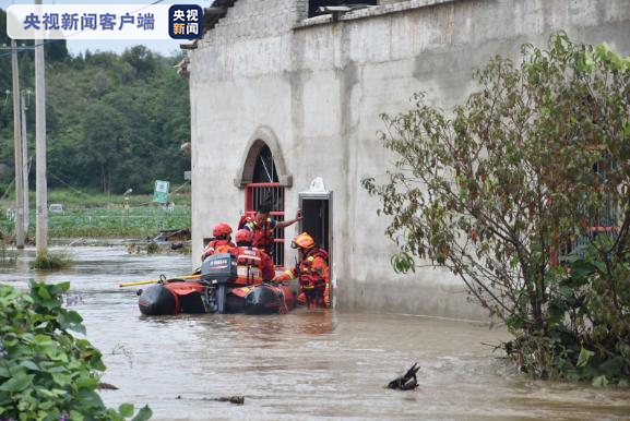贵州17县市大暴雨39县市暴雨 强降雨导致村寨被淹