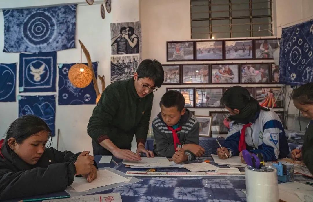 “青春云大”请多指教——春夏秋冬,四时读书好;静研笃学,青春正当年