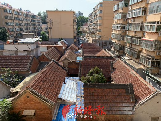 仁爱街平房区