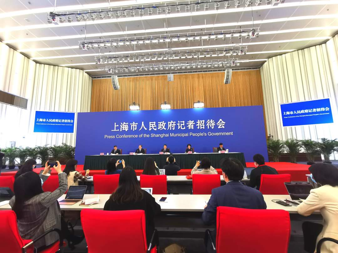 上海两会gdp_上海香港人均gdp对比(3)