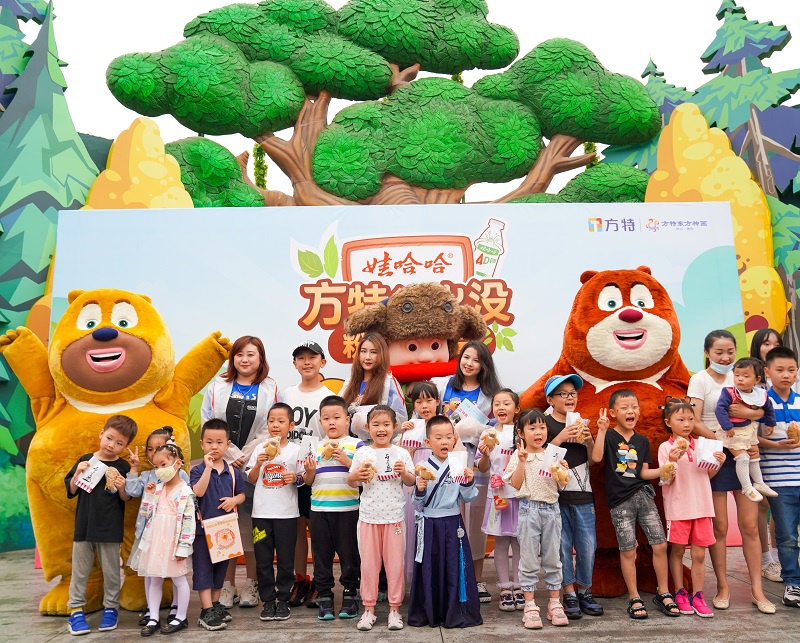 《熊出没》中小熊大,小熊二和小光头强的主创配音演员贾晨露,张茗,刘