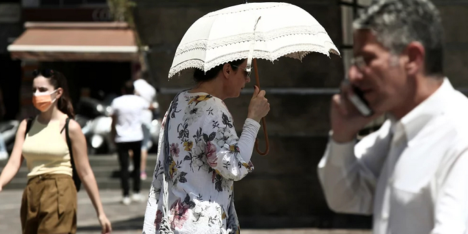 希腊超40℃高温天气还将持续一周 官方部署防火防暑