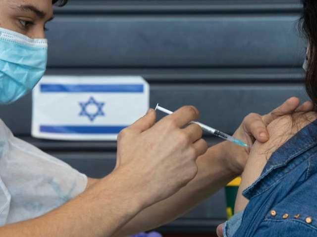全球首家以色列总理宣布为60岁以上国民提供新冠疫苗加强针