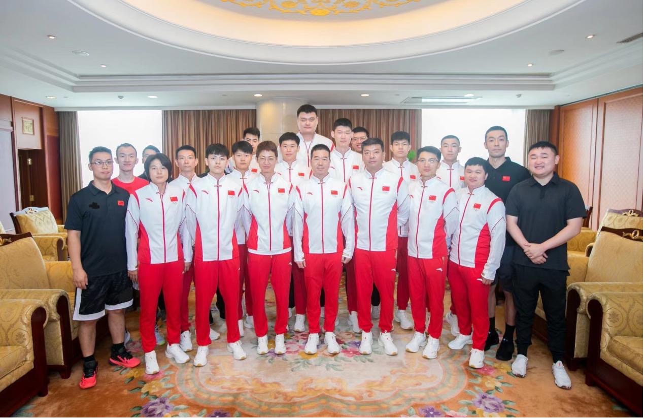 （图为中国三人篮球队合影）图片由北京体育大学提供