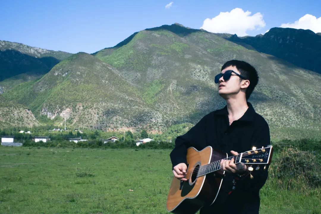 中国第一代养成系男团解散八年后