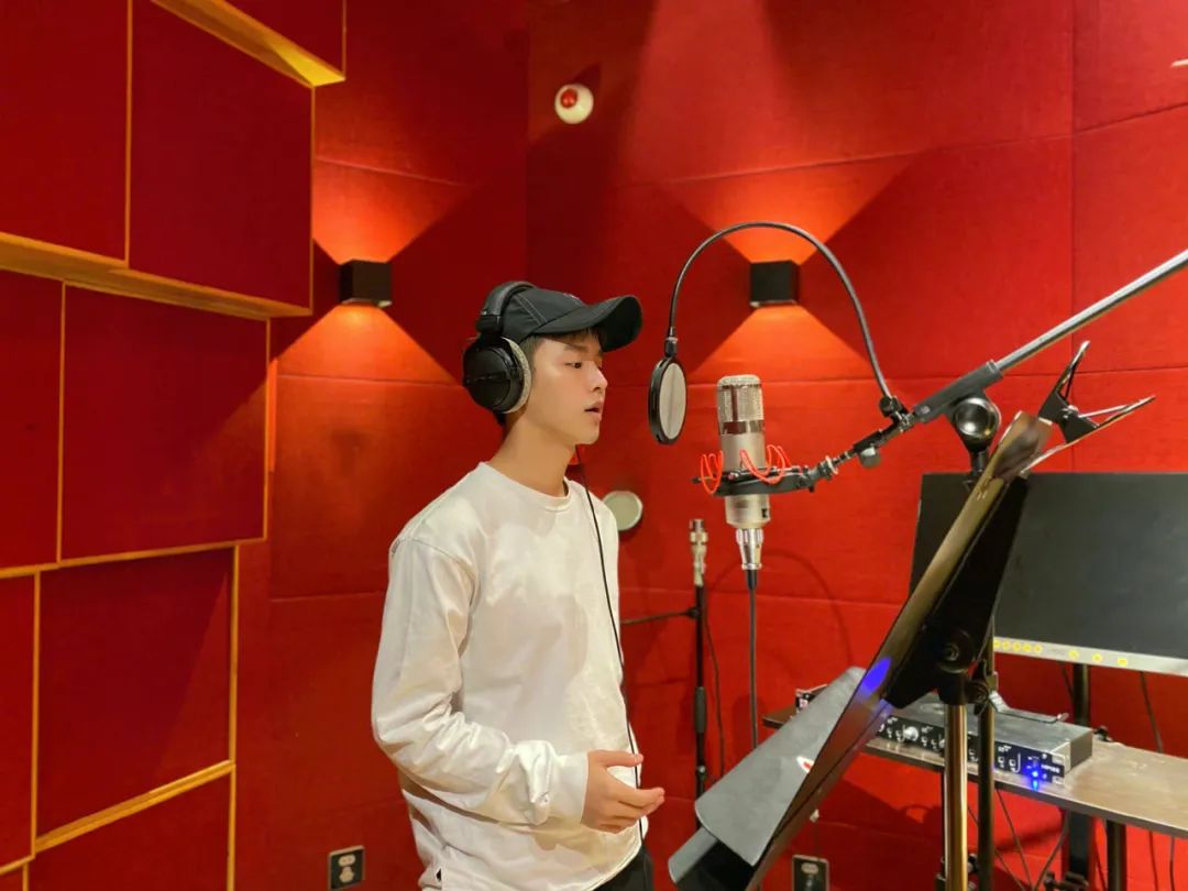 中国第一代养成系男团解散八年后