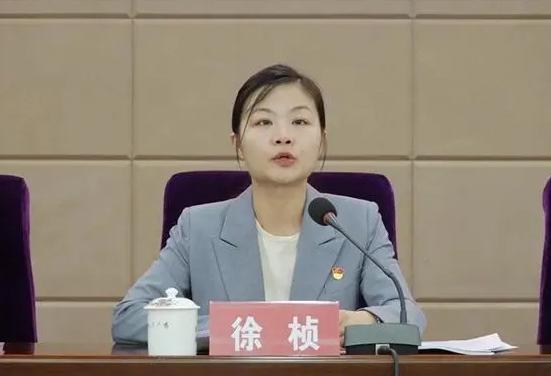 今年7月底,她出任安乡县委副书记,县长提名人选.