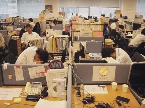 美民调：日本只有6%员工认为自己工作态度积极