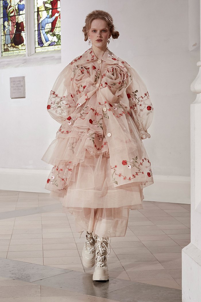 Simone Rocha 2021秋冬系列 图片来源：Vogue