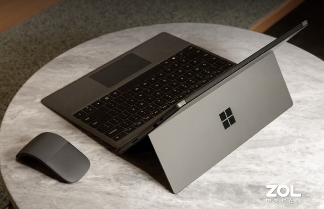 ΢ƷSurface