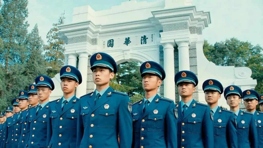 开战机保卫祖国22年度空军招收飞行学员简章发布 军事新闻 奥力新闻网