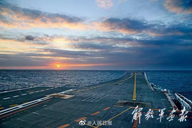 生日快乐!我国首艘航母辽宁舰正式交付海军9周年