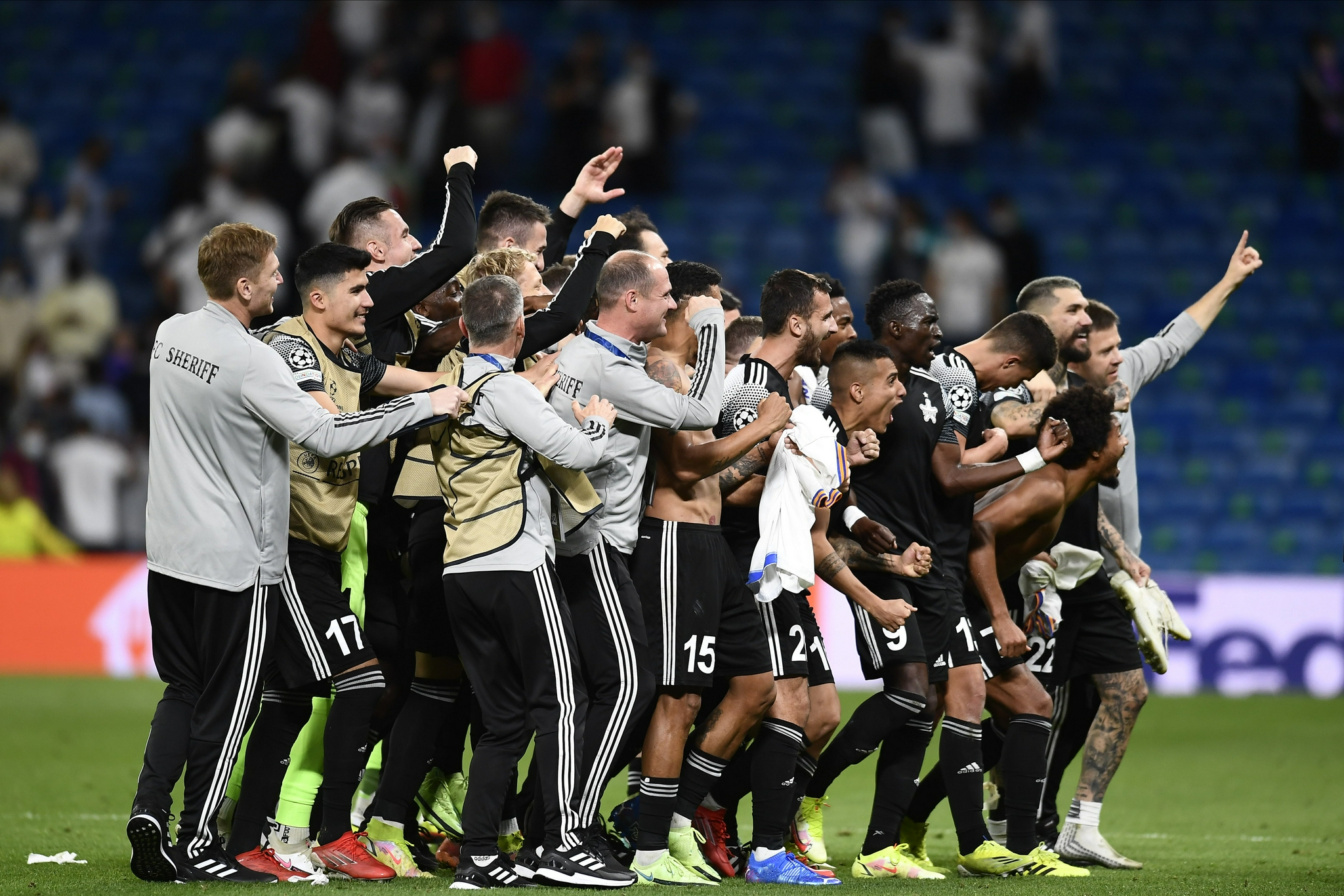 谢里夫创造了历史。