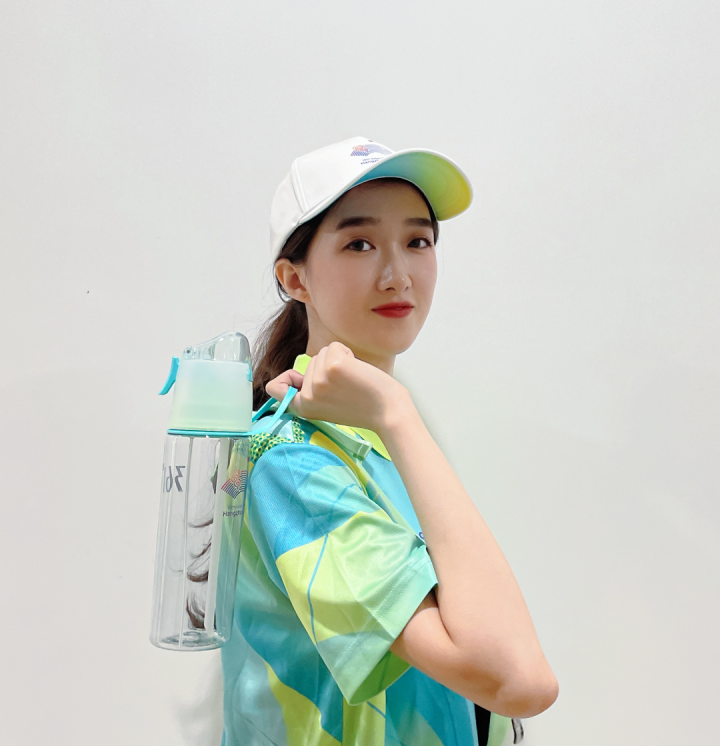 杭州亚运会赛会志愿者服饰揭秘:配饰有双肩包等