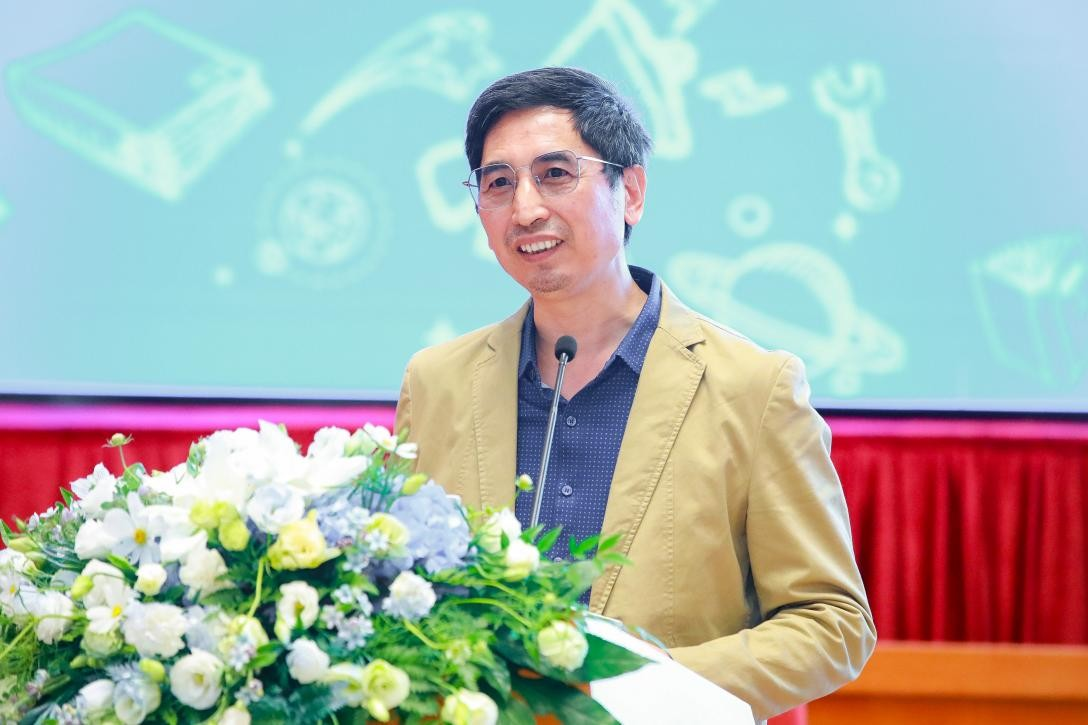 北京师范大学科学传播与教育研究中心副主任李亦菲