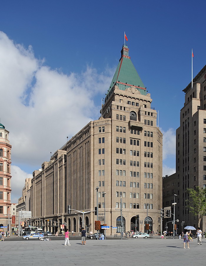 2010年和平饭店保护扩建后陈伯镕摄