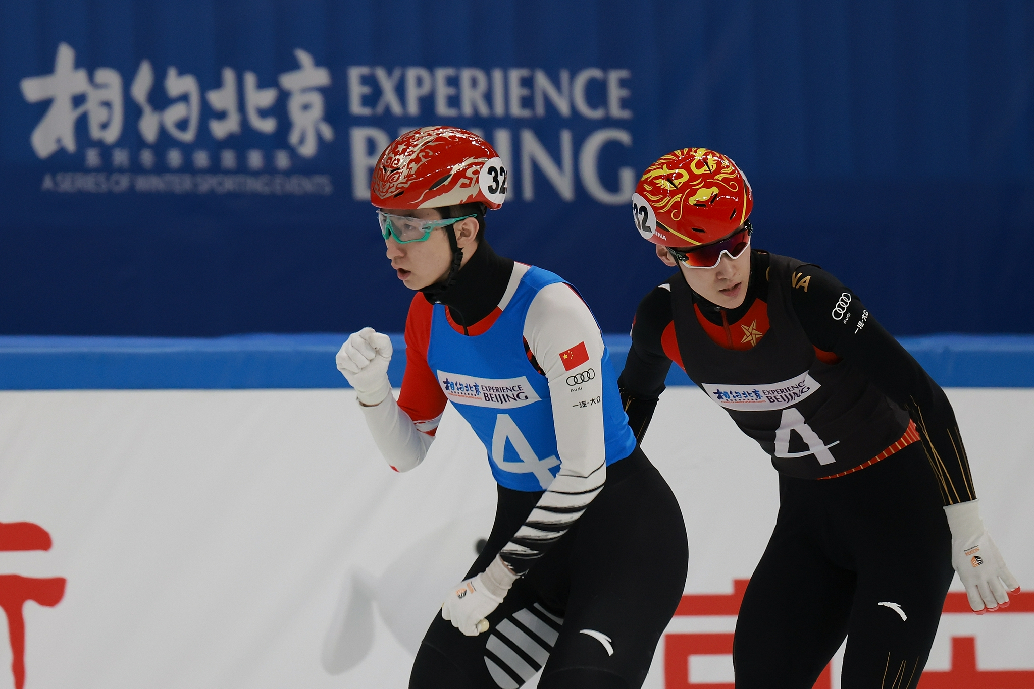 360名各国运动员抵京参加短道速滑世界杯