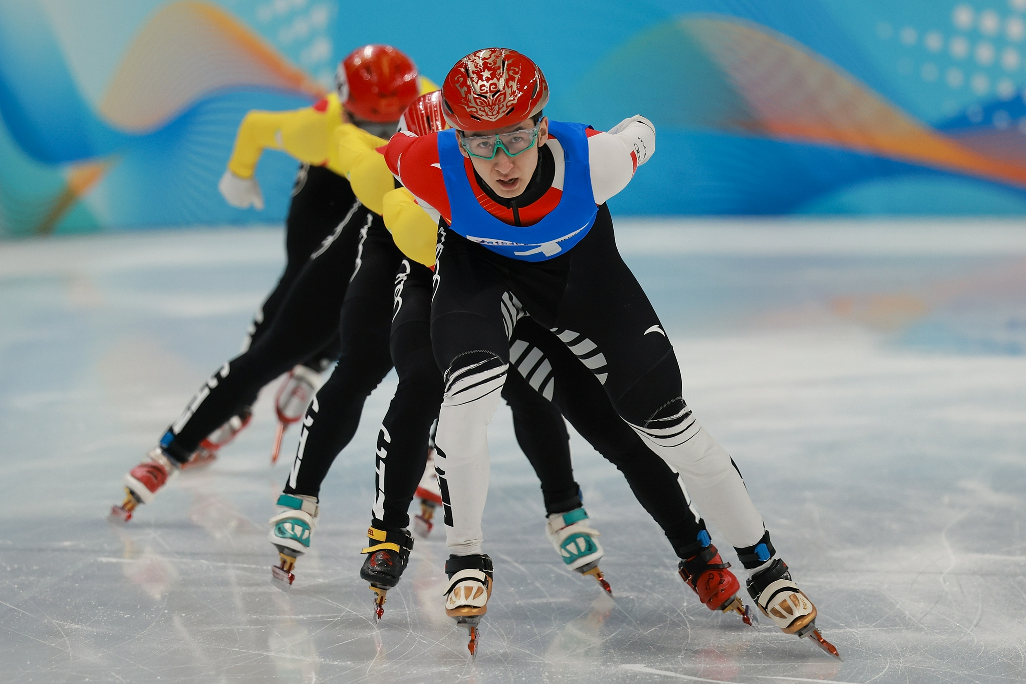 【博狗体育】360名各国运动员抵京参加短道速滑世界杯