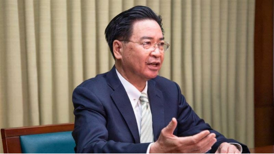 台“外长”吴钊燮将率团窜访捷克,专家:打着“经济”旗号,可能瞄准军火